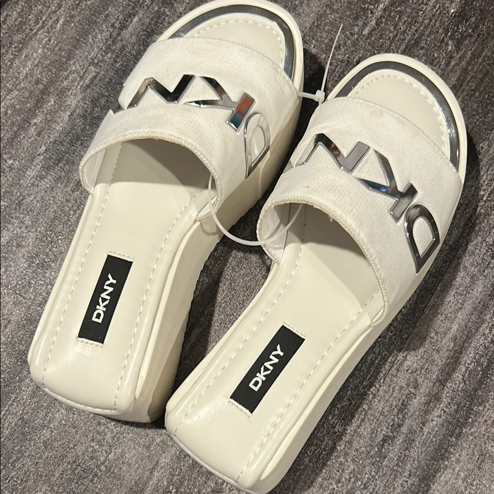 DKNY White Minimalist Slip-On Sandals